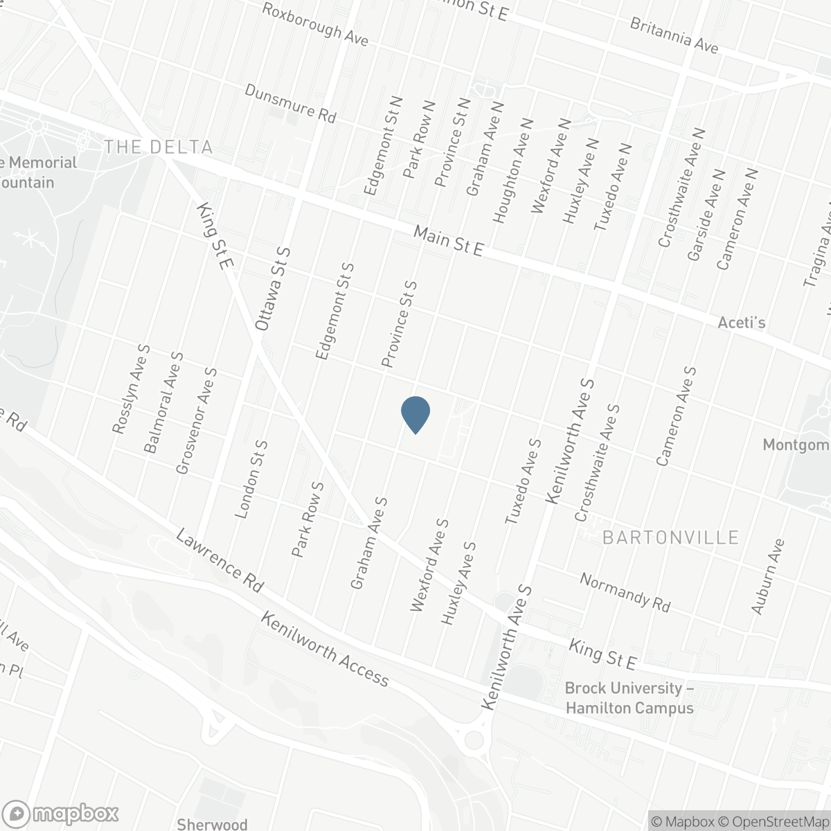 93 GRAHAM AVENUE S, Hamilton, Ontario L8K 2M2